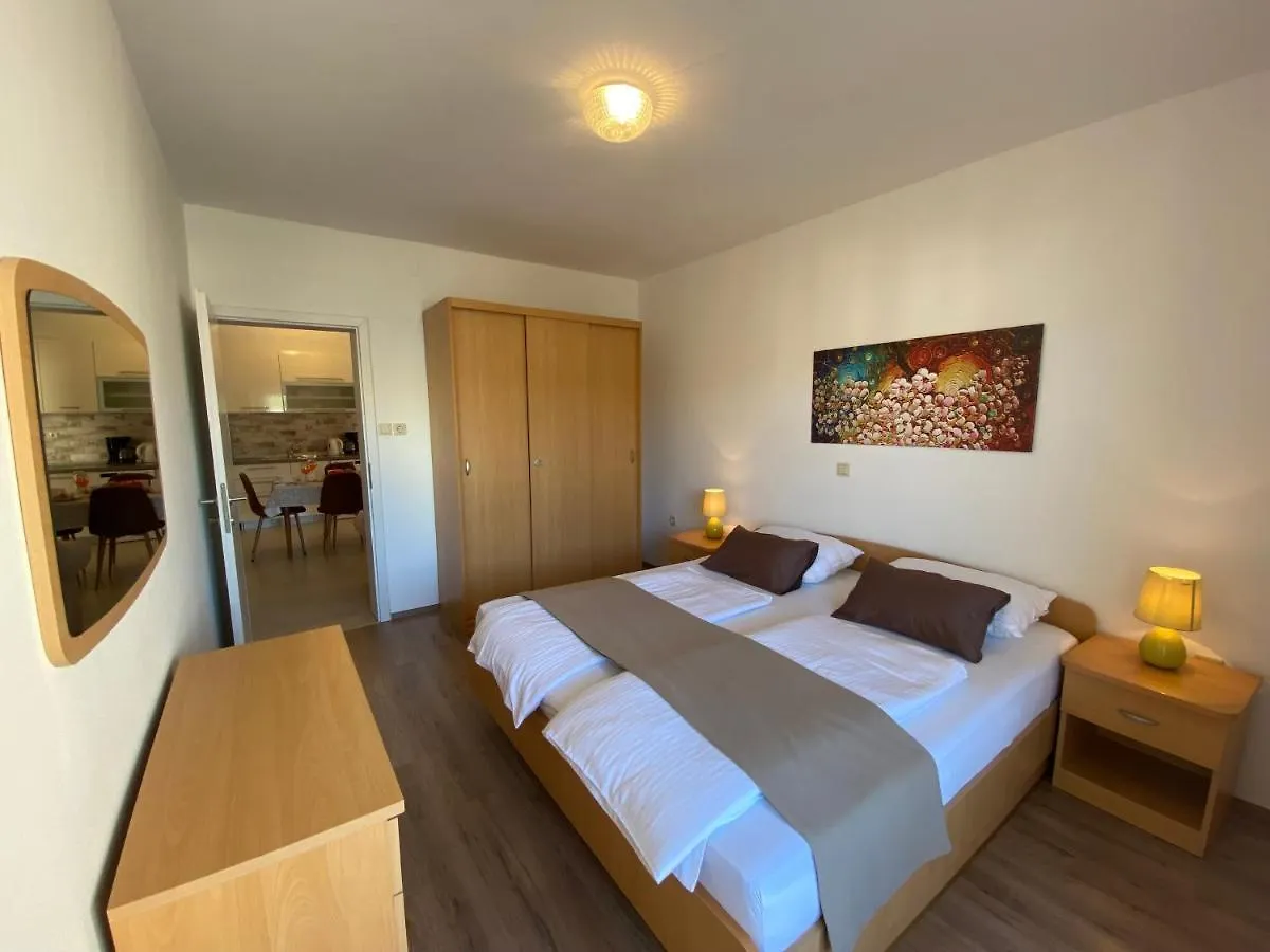 Apartments Poljak Supetarska Draga