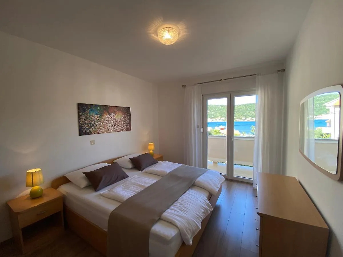 Apartments Poljak Supetarska Draga