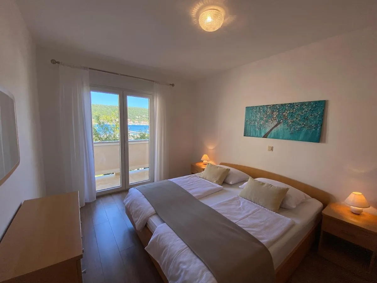 Apartments Poljak Supetarska Draga